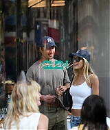 153.jpg